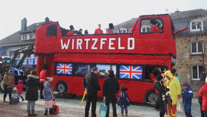 <p>Ein Blickfang: Der Londoner Sightseeing Bus aus Wirtzfeld.</p>