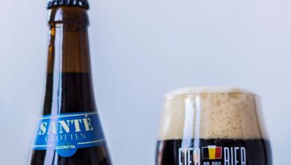 <p>Das Grotten Santé ist ein für belgische Verhältnisse atypisches dunkles Bier.</p>