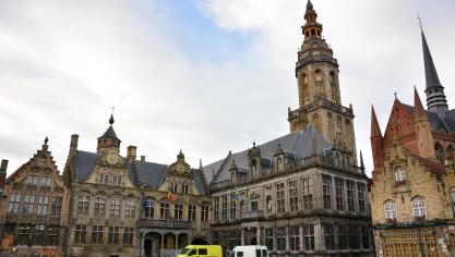 <p>Eine Daueraustellung in Veurne erinnert an die Zeit des Ersten Weltkriegs, als der Ort als Übergangshaupstadt des Landes fungierte.</p>
