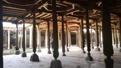 <p>Moscheen ohne Ende, die Säulenmoschee in Chiwa ist einmalig.</p>