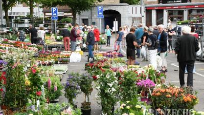 <p>Erster Freitagsmarkt in Eupen seit Ausbruch der Coronakrise</p>
