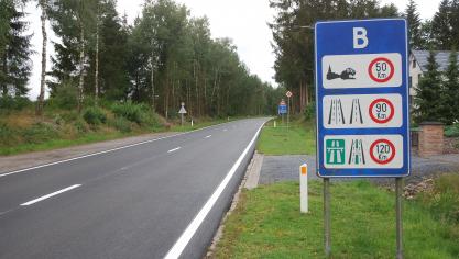 <p>Die Straße von Kalterherberg bis Elsenborn konnte nach Sanierungsarbeiten wieder für den Verkehr freigegeben werden.</p>