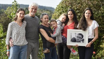 <p>Immer dabei: Gerhard und Hilda Terren mit ihren Töchtern und Enkeln. Ihr Sohn Andy verstarb im Januar 2010 bei einer Explosion in Lüttich.</p>
