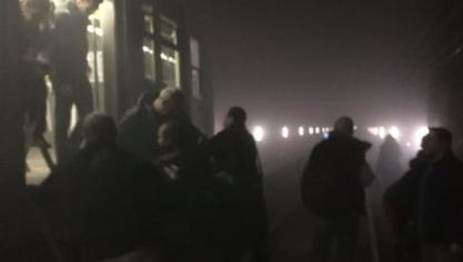<p>Nach der Explosion in Maelbeek flüchten Fahrgäste durch den Metrotunnel.</p>