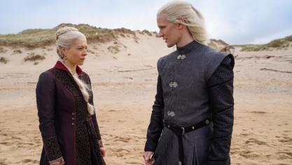 <p>Das von HBO herausgegebene undatierte Foto zeigt Emma D'Arcy als Prinzessin Rhaenyra Targaryen und Matt Smith als Prinz Daemon Targaryen in der Game-of-Thrones-Vorgeschichte „House of the Dragon“.</p>