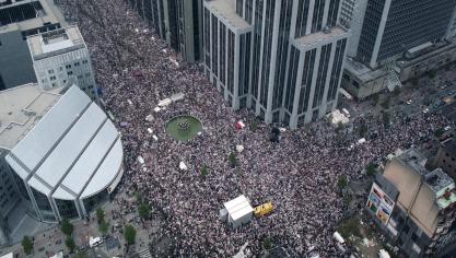 <p>20. Oktober 1996: Mehr als 300.000 Menschen zogen durch die Straßen Brüssels.</p>