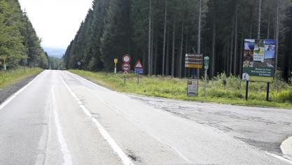 <p>Der Abschnitt der Vennstraße von Sourbrodt bis Mont-Rigi wird beidseitig mit Radwegen ausgestattet.</p>