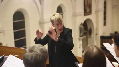 <p>Vor drei Monaten hat Simone Mertes aus Heppenbach die Leitung des Chors übernommen.</p>