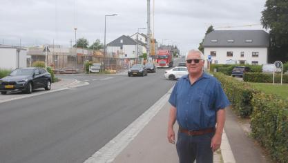 <p>Für Bürgermeister Henri Rinnen sind die Mobilitätsprobleme in Weiswampach nicht dem Wachstum der Ortschaft oder den dortigen Einkaufsmöglichkeiten, sondern in erster Linie dem stetig zunehmenden Transitverkehr geschuldet.</p>