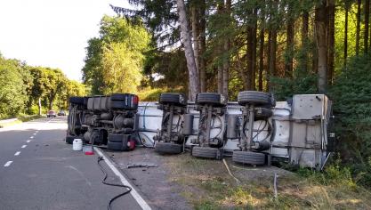 <p>N62 wegen umgestürztem Milchtankwagen gesperrt</p>
