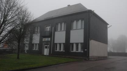 <p>Die Gemeinde Bütgenbach will im kommenden Jahr 1,8 Millionen Euro investieren. Für die Fassadenbekleidung des Vereinshauses in Elsenborn sind knapp 107.000 Euro vorgesehen.</p>