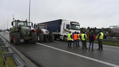 <p>Bauernproteste auch auf der Autobahn in St.Vith</p>
