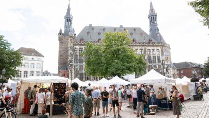 <p>Europamarkt am 6. und 7. September rund um Dom und Rathaus in Aachen</p>