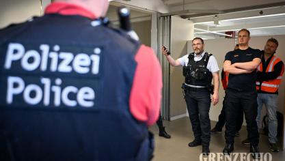 <p>Multidisziplinäre Übung der Eifelpolizei in Worriken</p>

