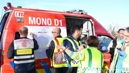 <p>Multidisziplinäre Übung der Eifelpolizei in Worriken</p>
