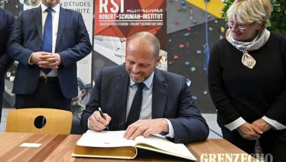 <p>Verteidigungsminister Theo Francken in Eupen</p>

