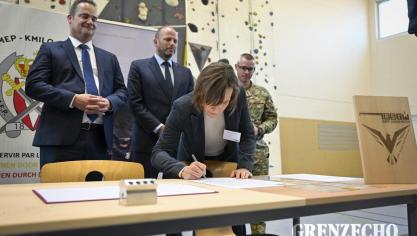 <p>Verteidigungsminister Theo Francken in Eupen</p>
