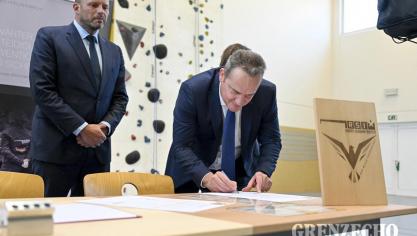<p>Verteidigungsminister Theo Francken in Eupen</p>
