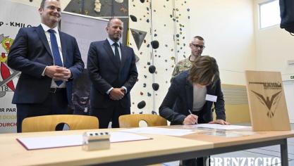 <p>Verteidigungsminister Theo Francken in Eupen</p>
