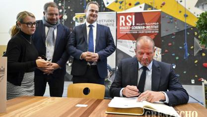<p>Verteidigungsminister Theo Francken in Eupen</p>
