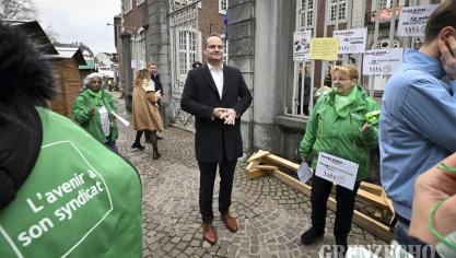 <p>Demo nicht-kommerzieller Sektor</p>
