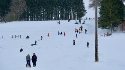 <p>Am Zosterbach konnten an den ersten beiden Wochenenden nach der Wiedereröffnung zahlreiche Einheimische sowie Touristen auf der Piste begrüßt werden.</p>