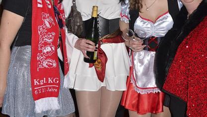 <p>Lachende Böschäsel Arena Rocherath</p>
