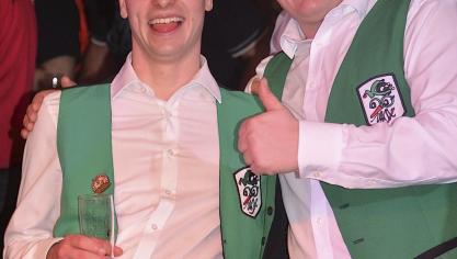 <p>Lachende Böschäsel Arena Rocherath</p>
