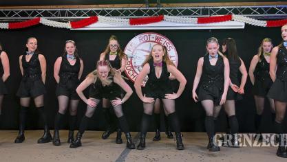 <p>Lachende Böschäsel Arena Rocherath</p>
