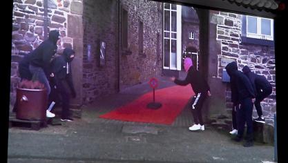 <p>Lachende Böschäsel Arena Rocherath</p>
