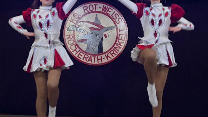 <p>Lachende Böschäsel Arena Rocherath</p>
