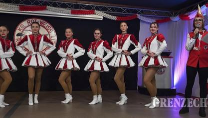 <p>Lachende Böschäsel Arena Rocherath</p>
