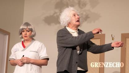 <p>Theatergruppe Crombach mit „Die Physiker“</p>
