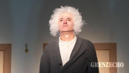 <p>Theatergruppe Crombach mit „Die Physiker“</p>
