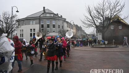 <p>Möhnendonnerstag in St.Vith [Teil 1]</p>

