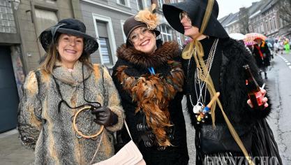 <p>Altweiberdonnerstag in Eupen [Teil 1]</p>
