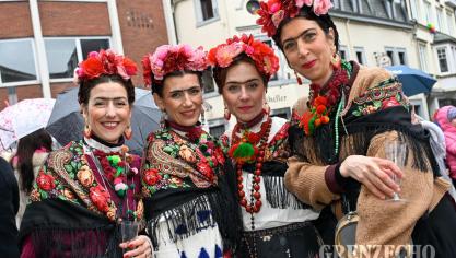 <p>Altweiberdonnerstag in Eupen [Teil 2]</p>
