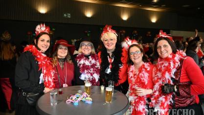 <p>Möhnendonnerstag in Büllingen [Teil 1]</p>
