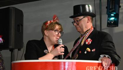 <p>Möhnendonnerstag in Büllingen [Teil 1]</p>
