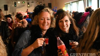 <p>Möhnendonnerstag in Büllingen [Teil 2]</p>
