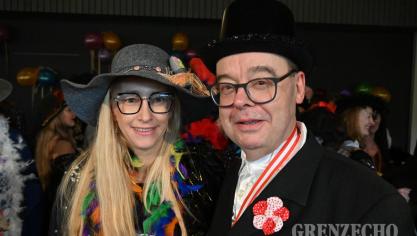<p>Möhnendonnerstag in Büllingen [Teil 2]</p>
