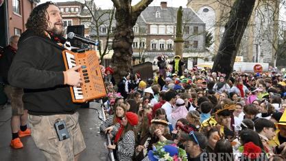 <p>Altweiberdonnerstag am Marktplatz [Teil 1]</p>
