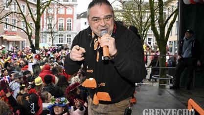 <p>Altweiberdonnerstag am Marktplatz [Teil 1]</p>
