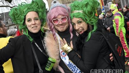 <p>Altweiberdonnerstag am Marktplatz [Teil 1]</p>
