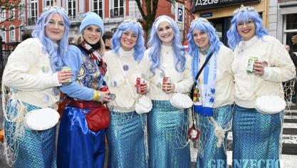 <p>Altweiberdonnerstag am Marktplatz [Teil 1]</p>
