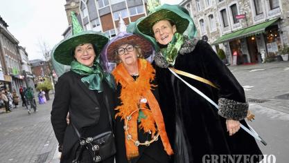 <p>Altweiberdonnerstag am Marktplatz [Teil 2]</p>
