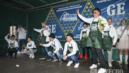 <p>Altweiberdonnerstag am Marktplatz [Teil 2]</p>
