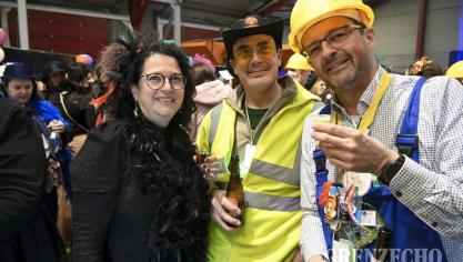 <p>Möhnendonnerstag in Grüfflingen</p>
