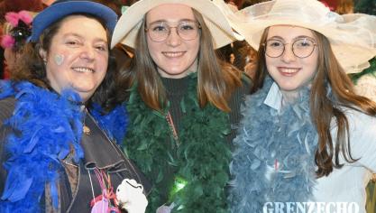 <p>Möhnendonnerstag in Grüfflingen</p>
