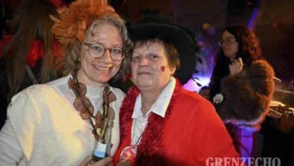<p>Möhnendonnerstag in Grüfflingen [Teil 2]</p>
